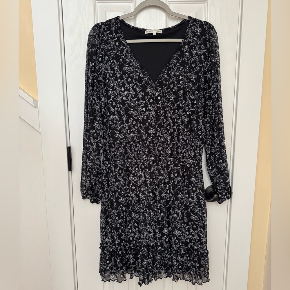 Black Floral V-Neck Long Sleeve Dress - Unknown Brand